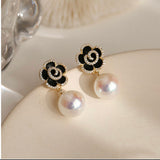 Black Rose Pearl Earring