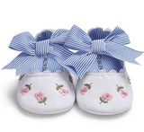 Embroidered Bow Line Shoes