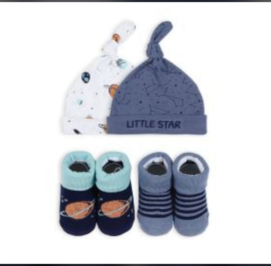 Hudson Baby Cap & Sock Set (4pcs)
