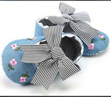 Embroidered Bow Line Shoes