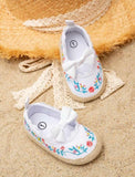 Frill Embroidered Shoes