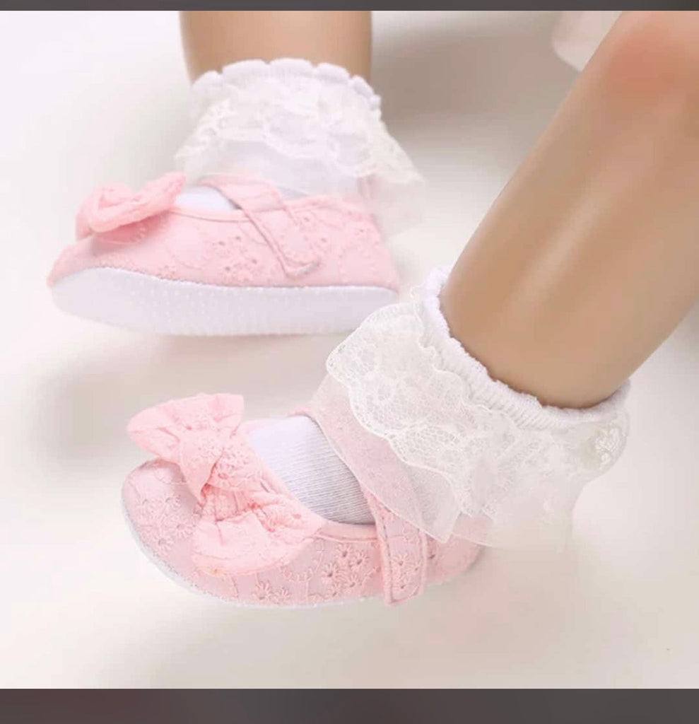 Bow Embroidered Shoes