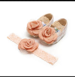 Lace Floral Shoes (2pcs)