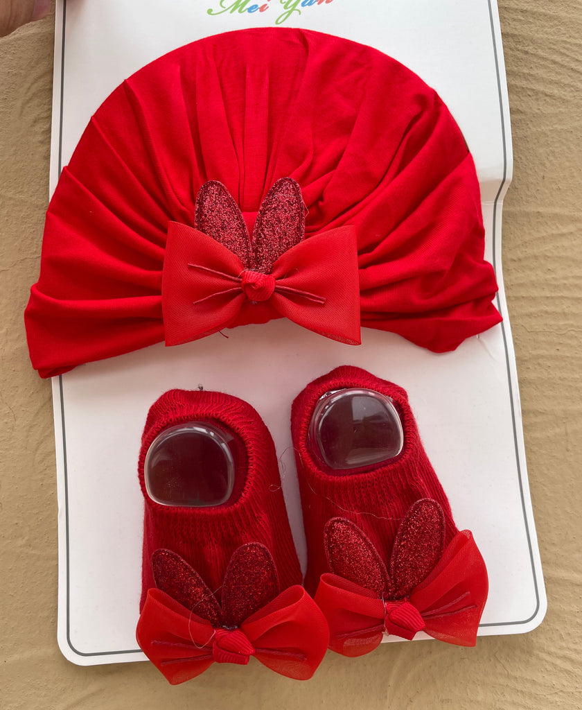 Bow Cap With Booties