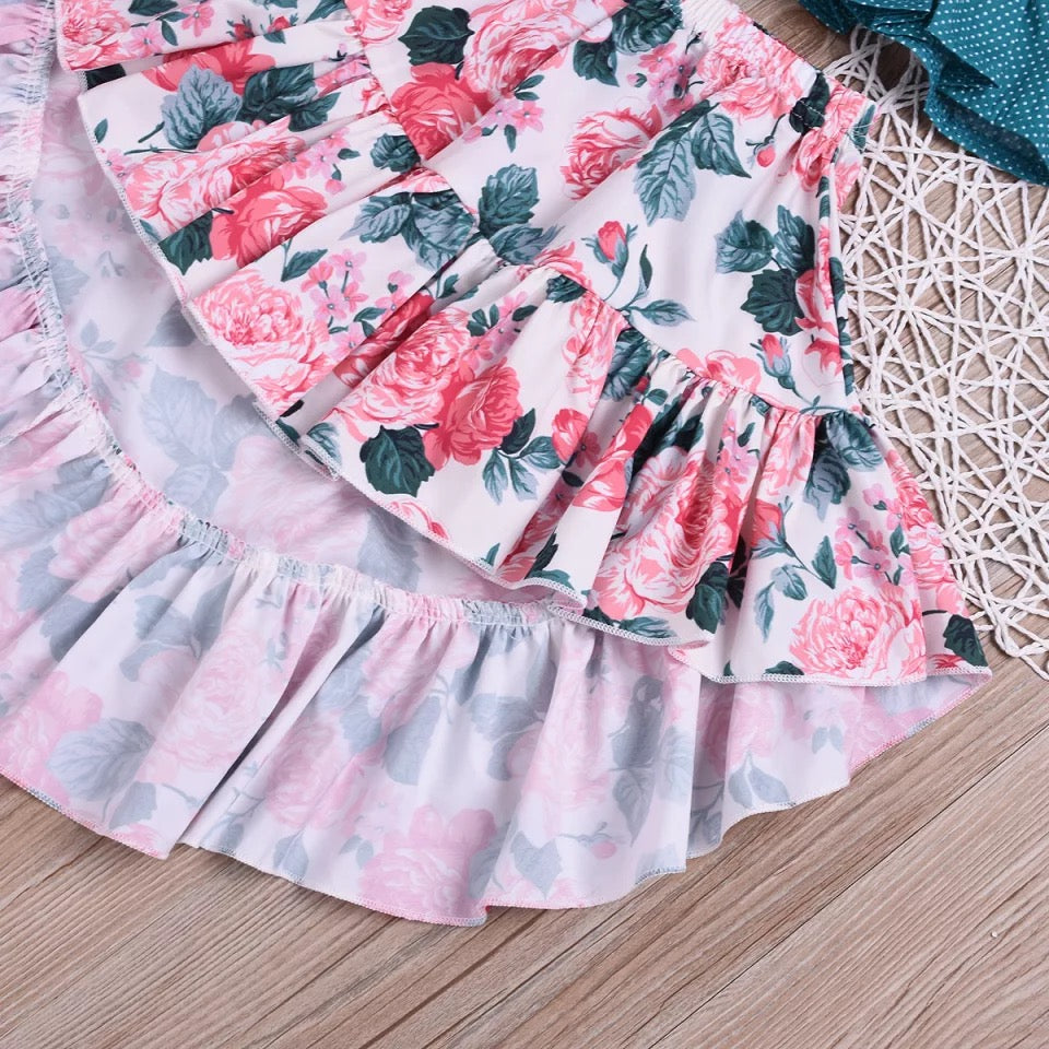 Floral Skirt Outfit